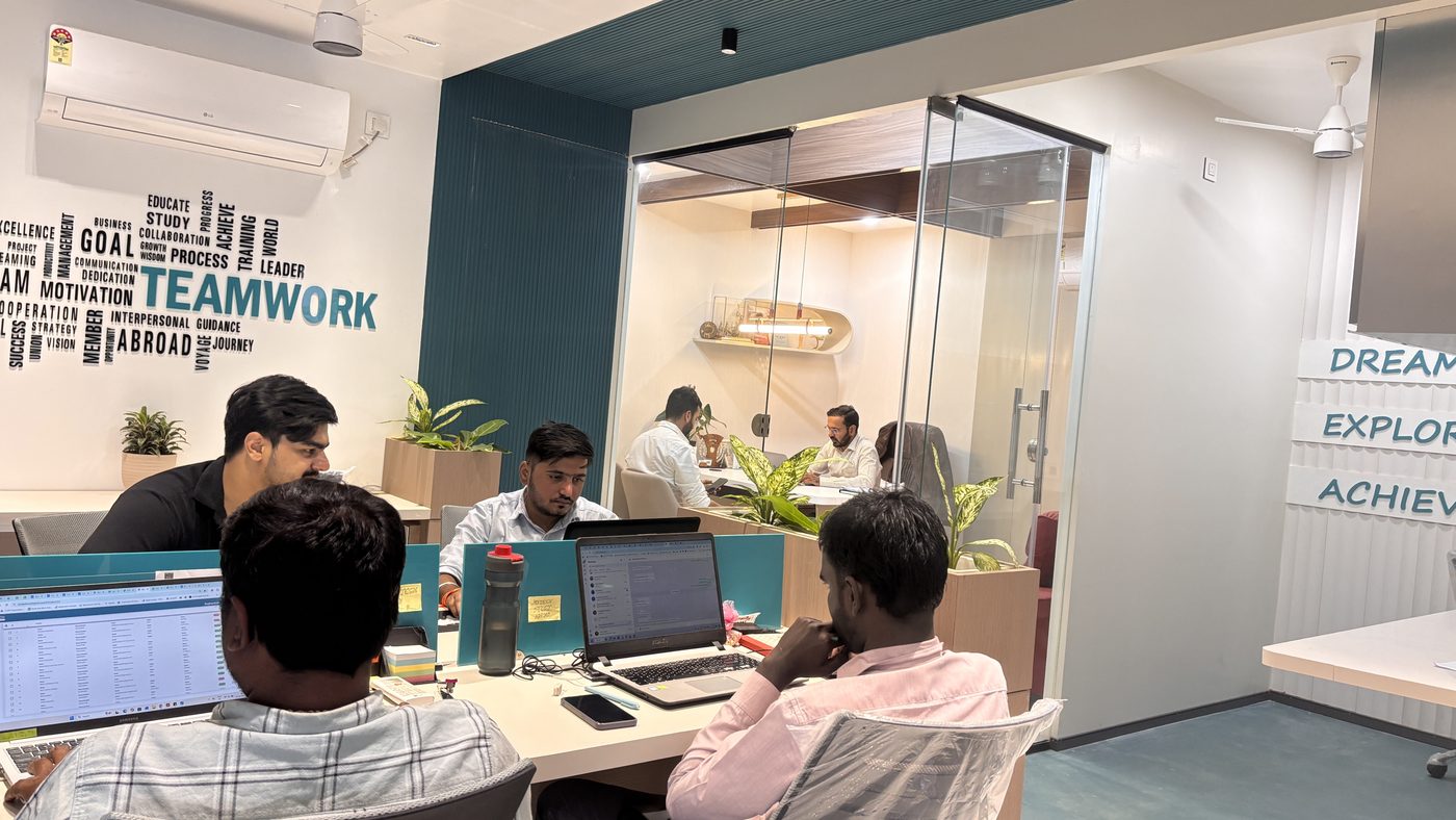 The MYTECH Study Abroad counselling team at work